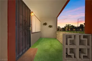 Photo #1: 2554136 Listing