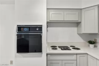 Photo #3: 2554136 Listing