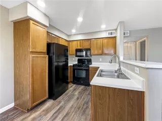 Photo #2: 2554149 Listing 