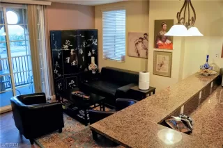 Photo #2: 2554157 Listing