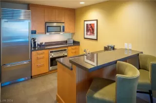 Photo #4: 2554176 Listing 