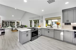 Photo #3: 2554199 Listing 