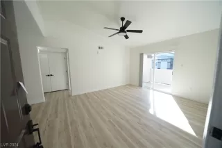 Photo #4: 2554201 Listing 