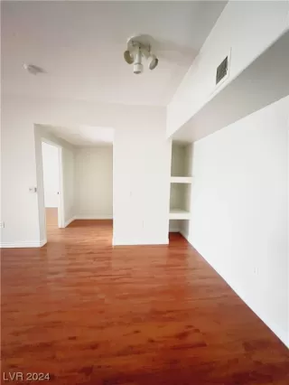 Photo #3: 2554236 Listing 