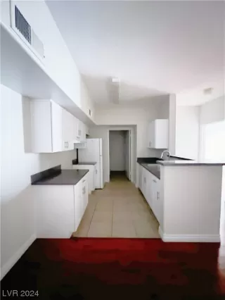 Photo #5: 2554236 Listing 