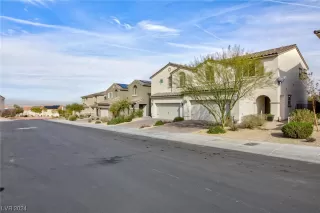 Photo #1: 2554271 Listing 