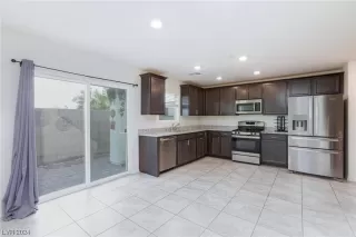 Photo #3: 2554271 Listing 