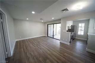 Photo #3: 2554324 Listing 