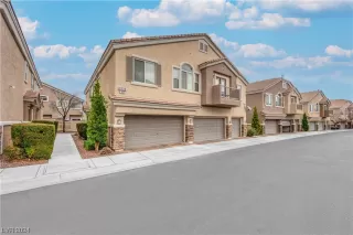 Photo #1: 2554327 Listing 