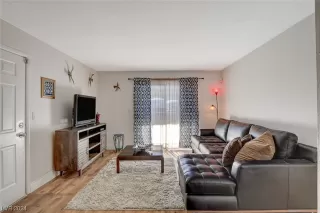 Photo #4: 2554338 Listing