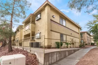 Photo #2: 2554340 Listing