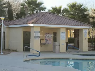 Photo #1: 2554350 Listing 