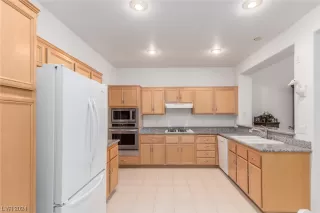 Photo #2: 2554351 Listing 