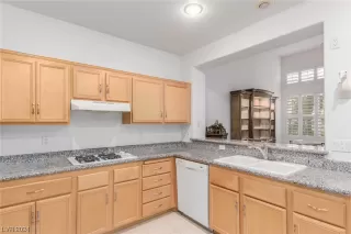 Photo #3: 2554351 Listing 