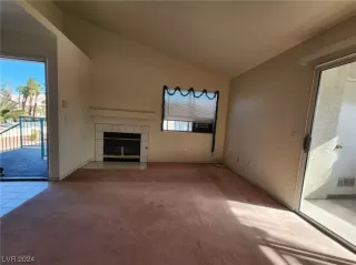 Photo #4: 2554384 Listing