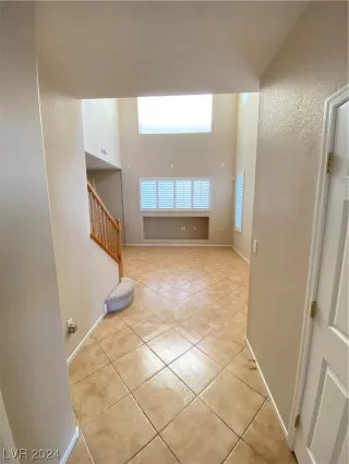 Photo #1: 2554386 Listing 