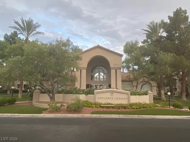 MLS: 2554401 Condo For Sale