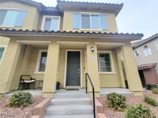 Photo #1: 2554432 Listing 