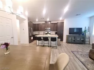 Photo #6: 2554432 Listing 