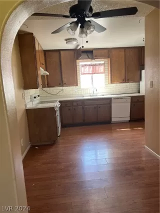 Photo #6: 2554442 Listing