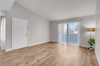 Photo #3: 2554468 Listing