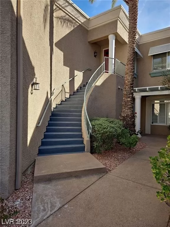 MLS: 2554479 Condo For Sale