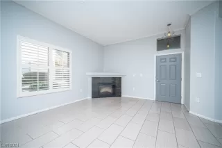 Photo #5: 2554504 Listing