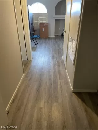 Photo #1: 2554519 Listing