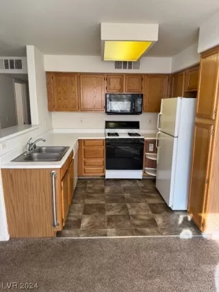 Photo #4: 2554571 Listing