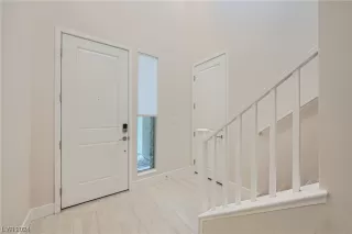 Photo #5: 2554578 Listing 