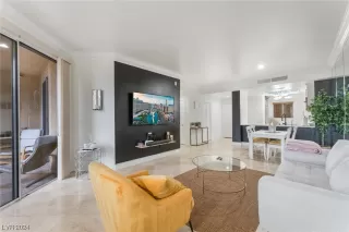 Photo #2: 2554603 Listing