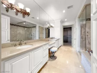 Photo #6: 2554630 Listing 