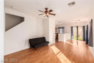 Photo #2: 2554641 Listing