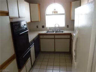 Photo #5: 2554651 Listing 