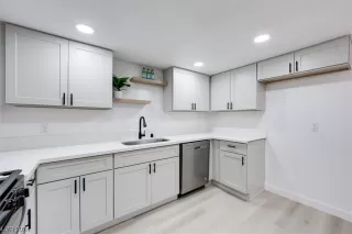 Photo #2: 2554663 Listing