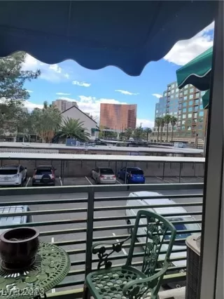 Photo #5: 2554667 Listing