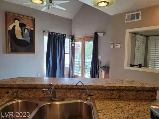 Photo #6: 2554667 Listing