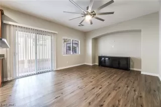 Photo #1: 2554684 Listing 