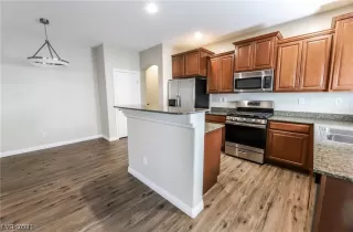 Photo #4: 2554684 Listing 