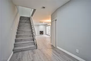 Photo #5: 2554696 Listing 