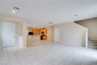 Photo #5: 2554807 Listing 