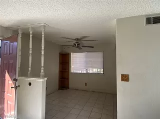 Photo #3: 2554824 Listing