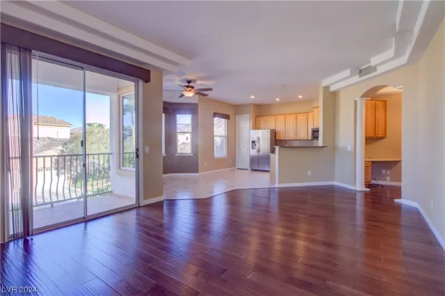 MLS: 2554828 Condo For Sale