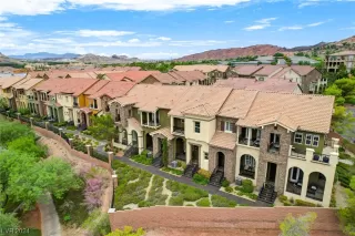 Photo #2: 2554881 Listing