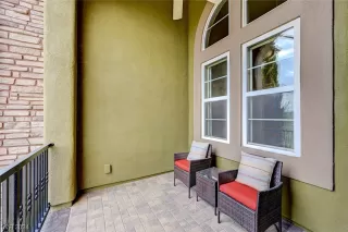 Photo #5: 2554881 Listing