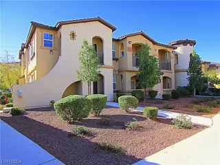 Photo #1: 2554894 Listing 