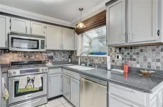 Photo #2: 2554907 Listing