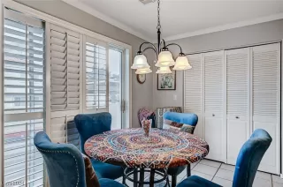 Photo #4: 2554907 Listing