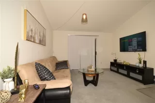 Photo #2: 2554926 Listing 