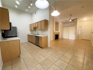 Photo #3: 2554937 Listing 
